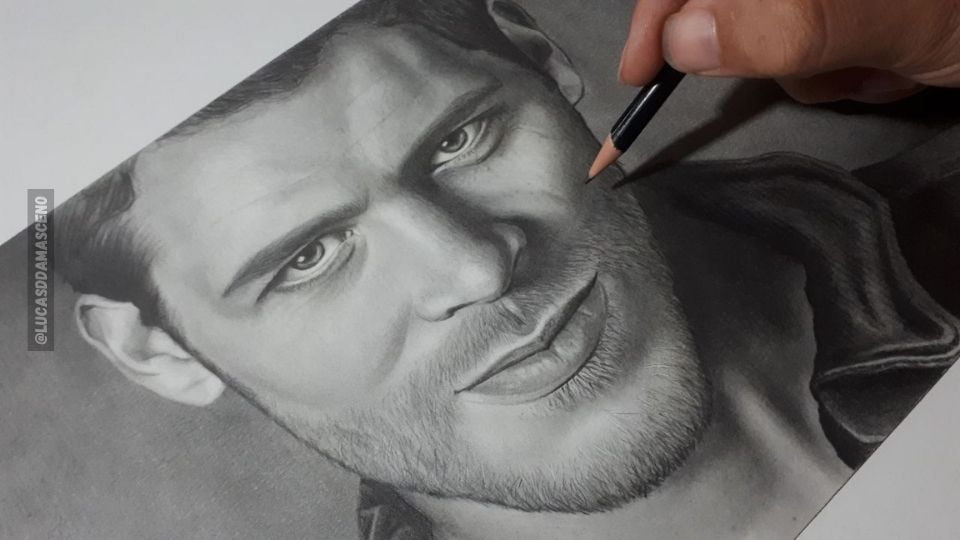 Meu desenho realista do Klaus, ilustrando por que aprender a desenhar.